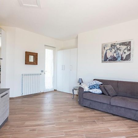 Joivy Villa Guanna - Charming Flat With Garden Bracco Bagian luar foto