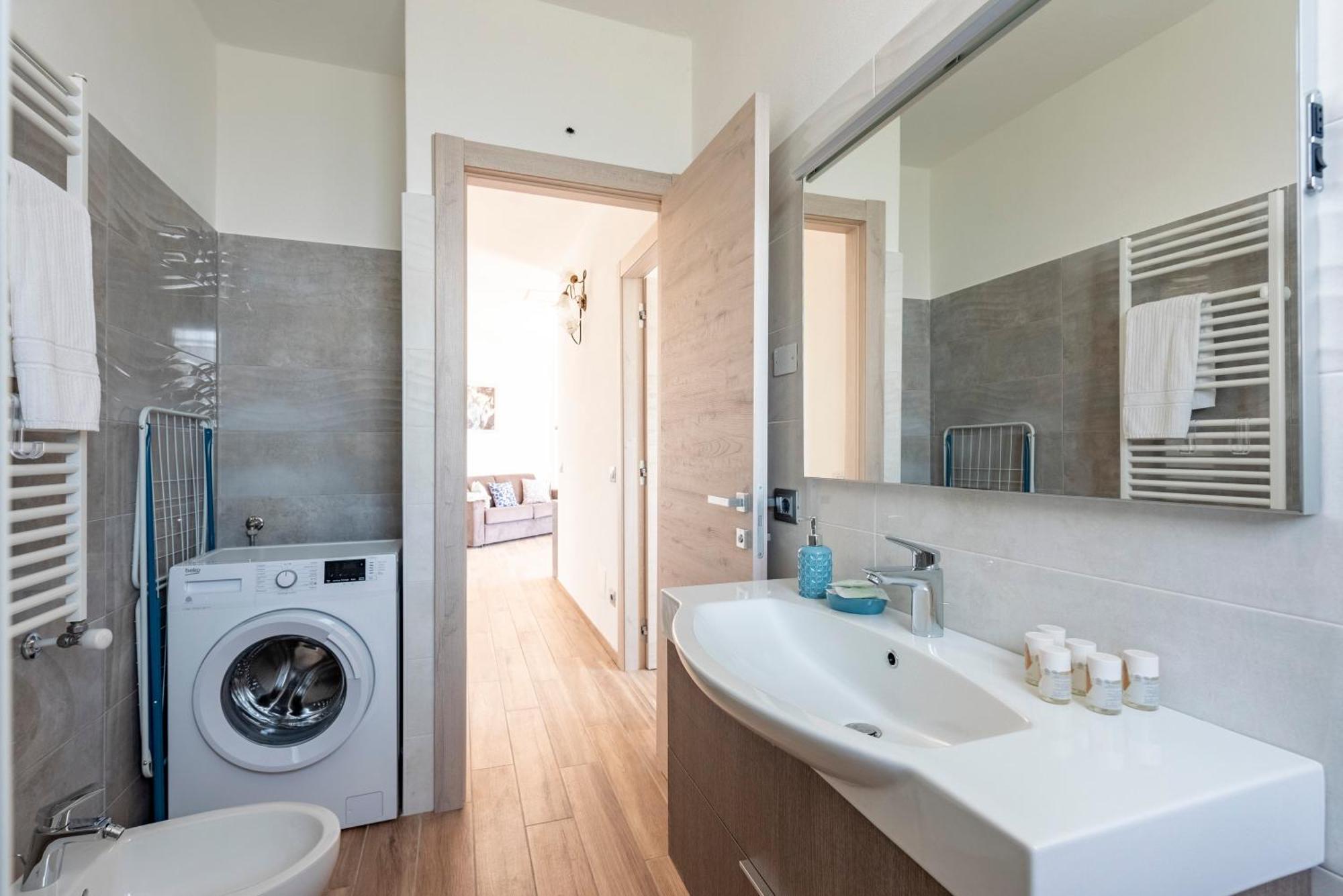 Joivy Villa Guanna - Charming Flat With Garden Bracco Bagian luar foto