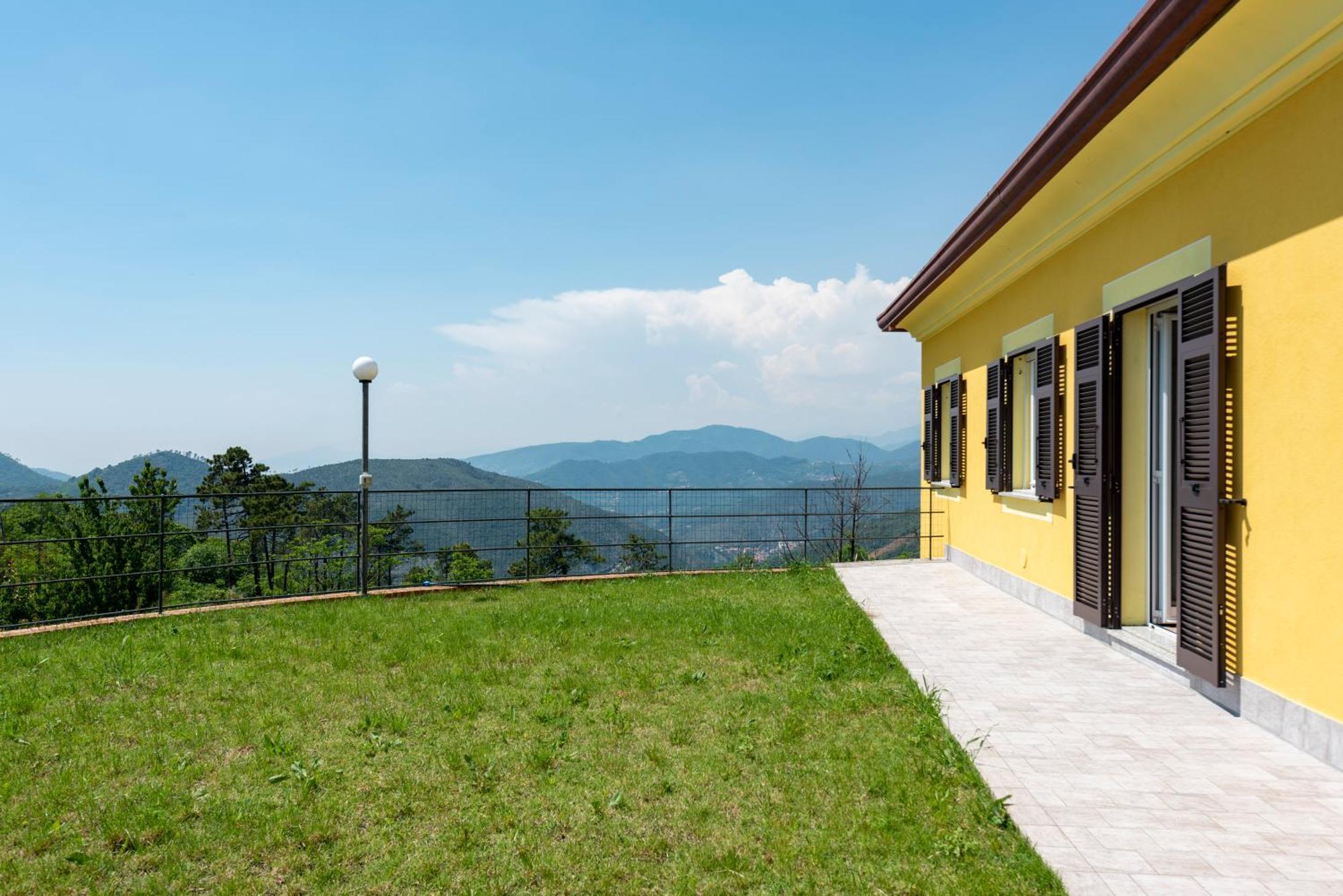 Joivy Villa Guanna - Charming Flat With Garden Bracco Bagian luar foto