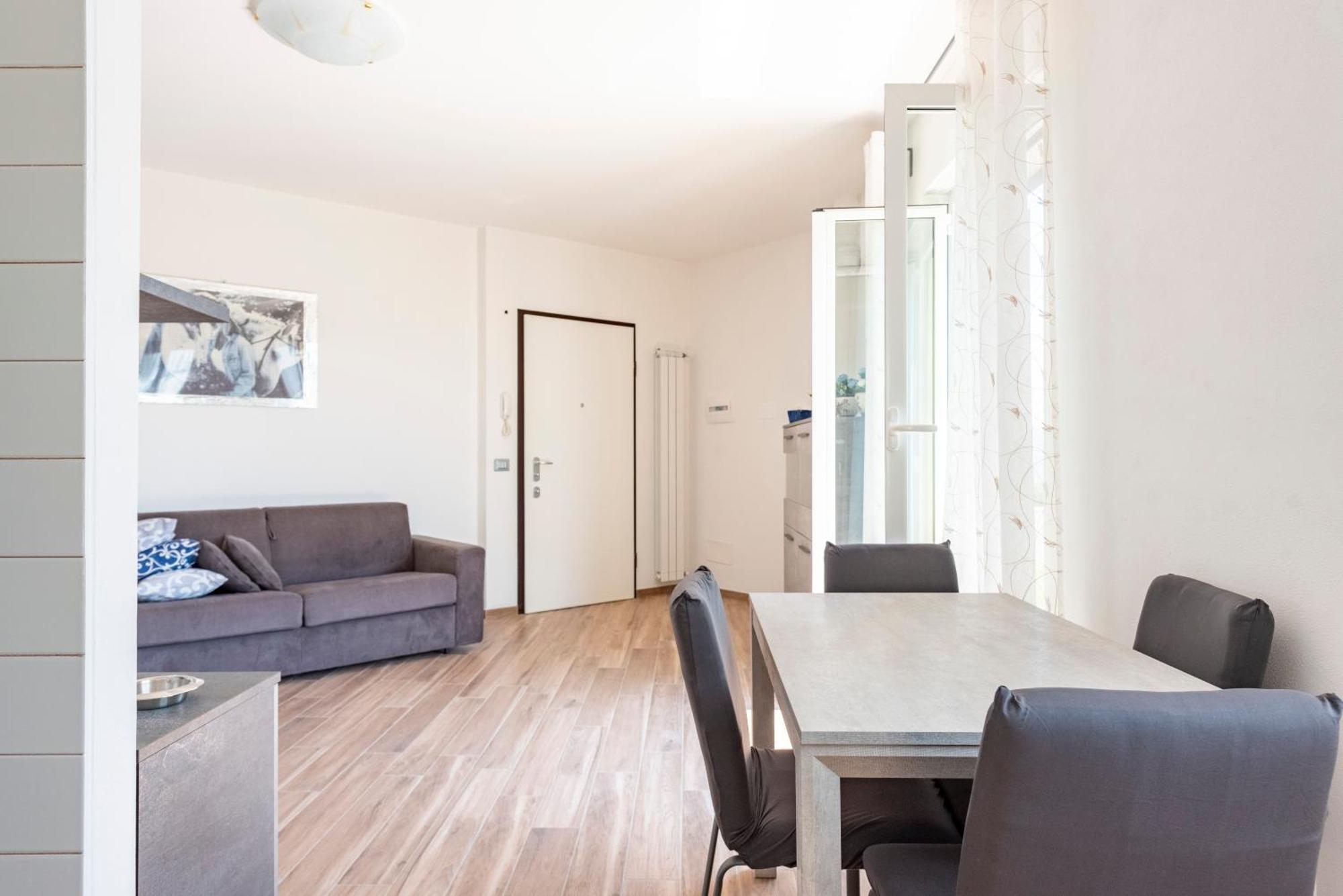 Joivy Villa Guanna - Charming Flat With Garden Bracco Bagian luar foto