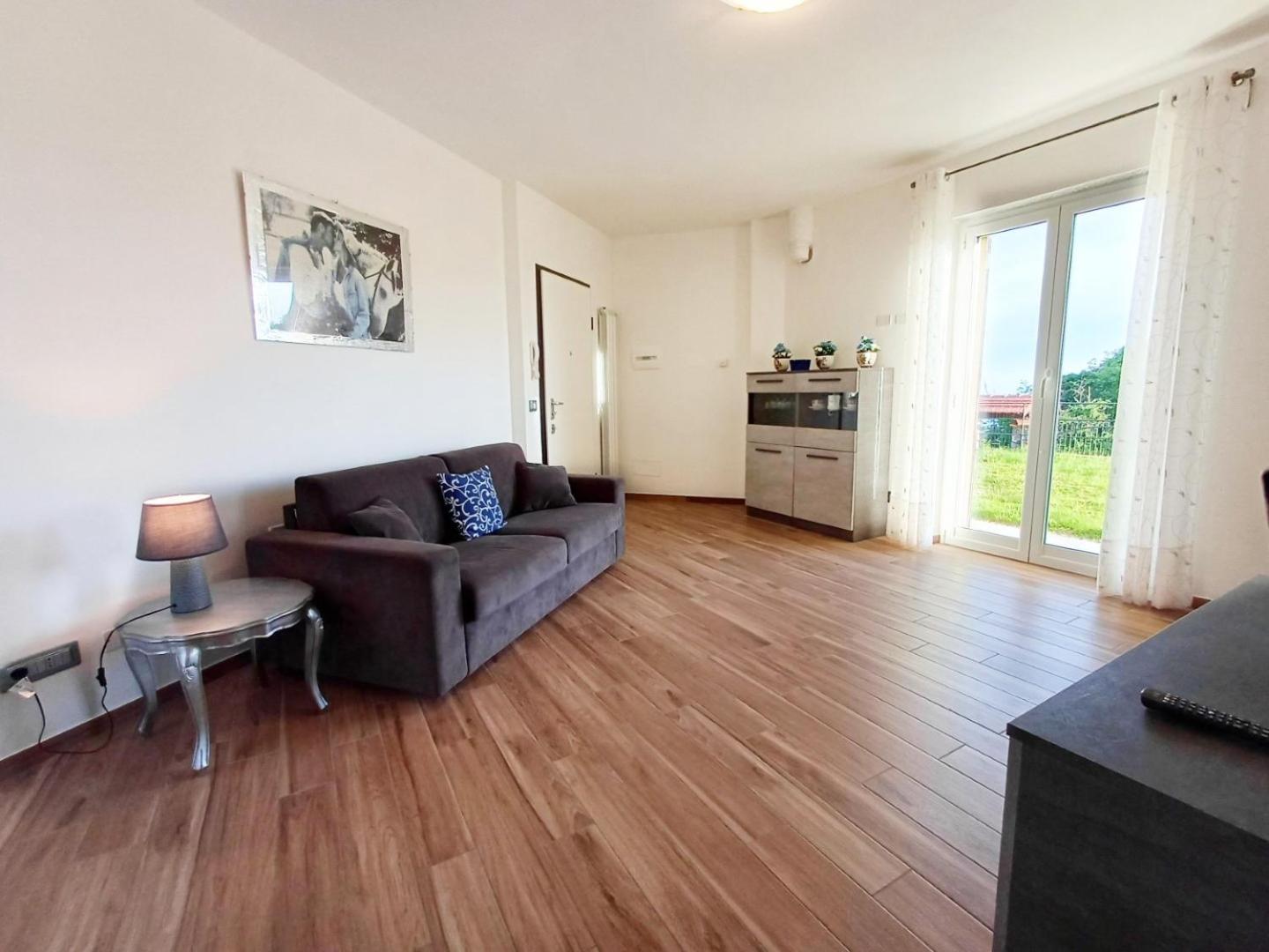 Joivy Villa Guanna - Charming Flat With Garden Bracco Bagian luar foto