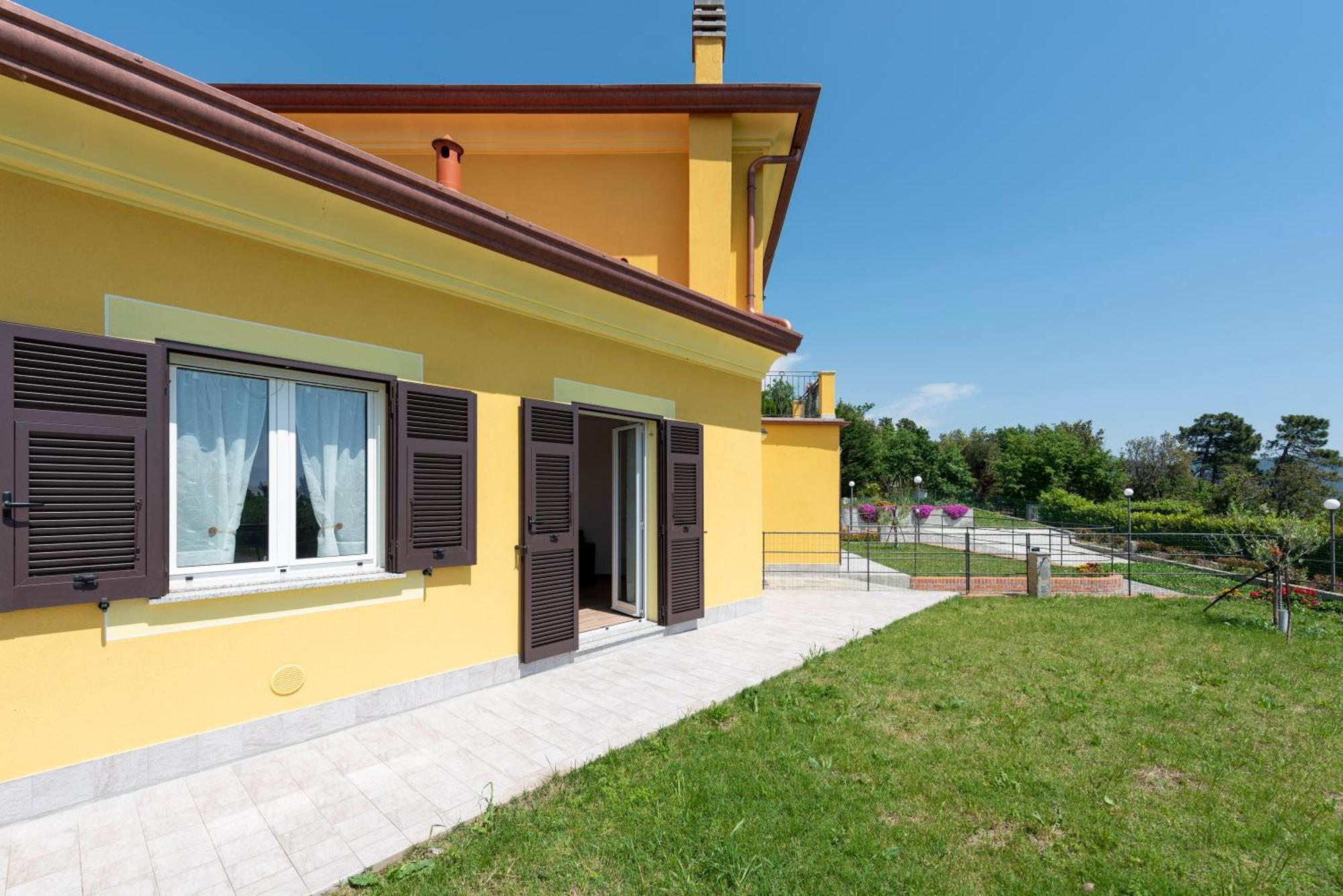 Joivy Villa Guanna - Charming Flat With Garden Bracco Bagian luar foto