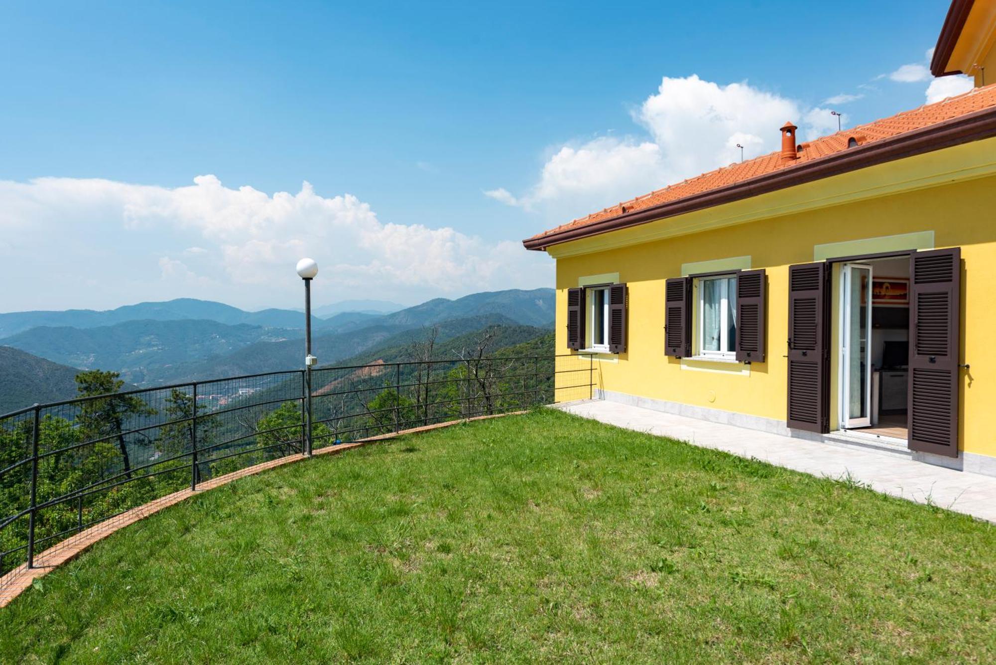 Joivy Villa Guanna - Charming Flat With Garden Bracco Bagian luar foto